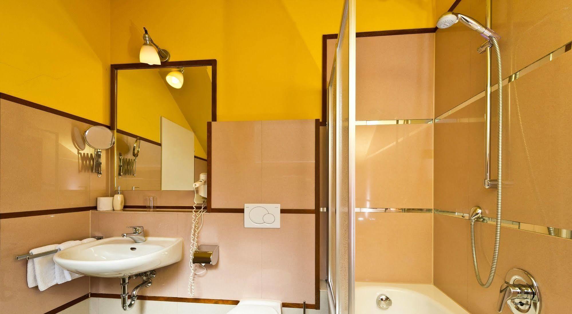 Hotel Monpti Heidelberg Dış mekan fotoğraf
